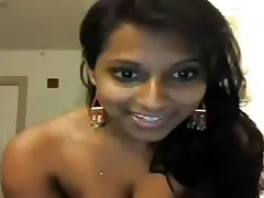 Comely Indian Fall on webcam Unshaded - 29